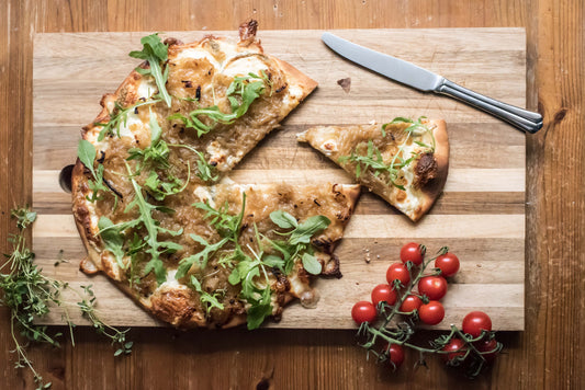 Goat's Cheese and Caramelised Onion Pizza